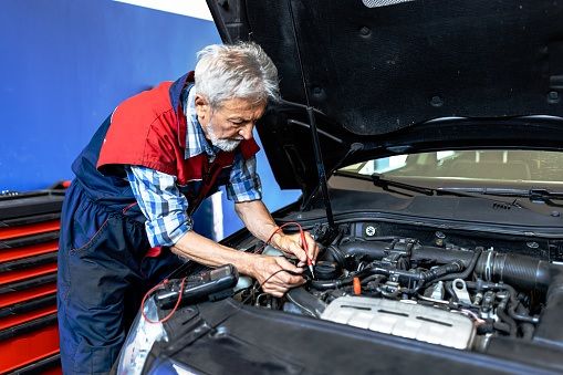 Best Car Battery Tester To Know Your Battery's Condition!