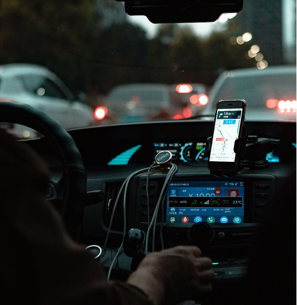 Best Vehicle GPS Tracker to Know Where Your Vehicle is!