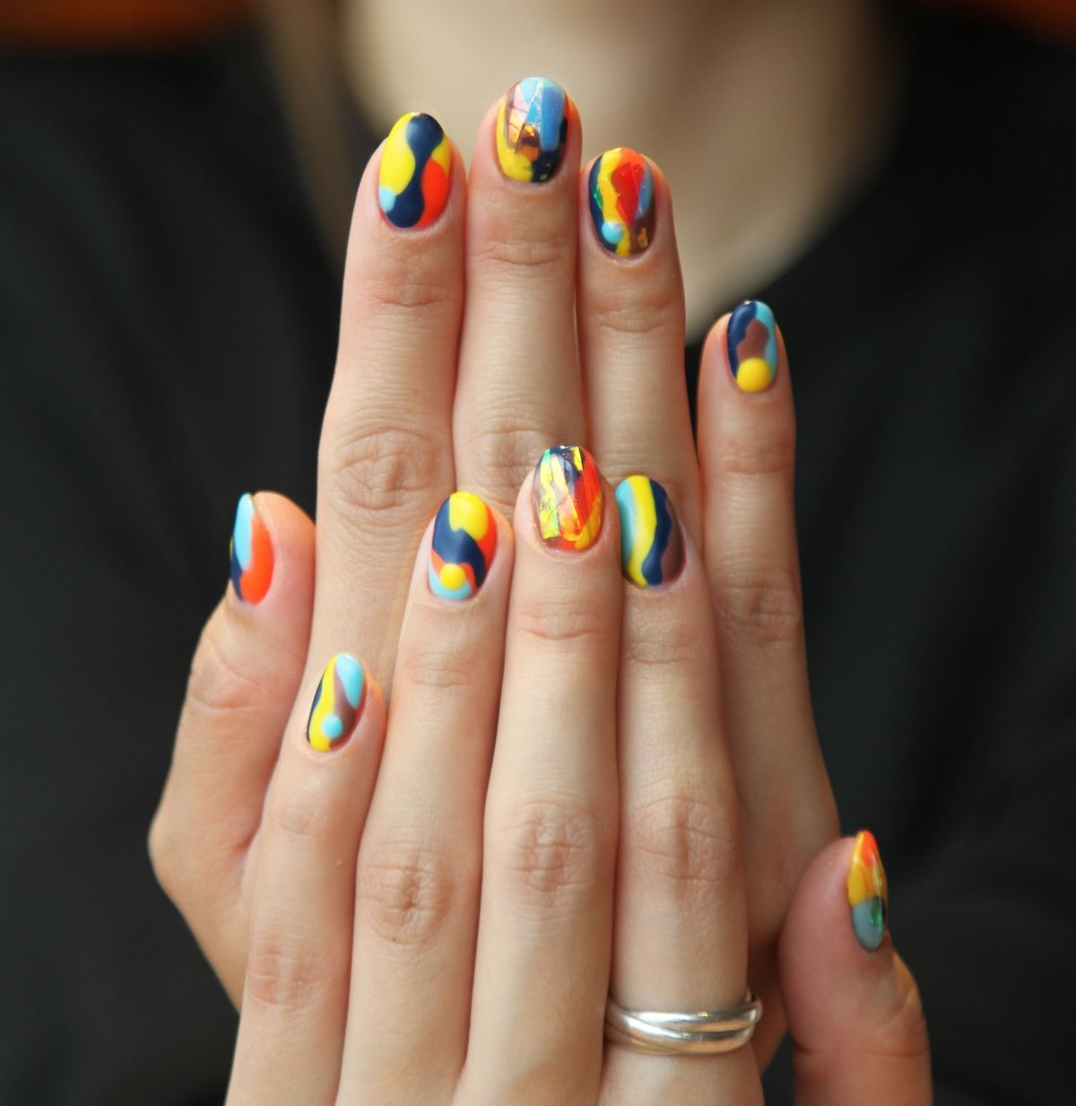 Best Acrylic Nail Kit to Add Strength, and Thickness to the Nails!